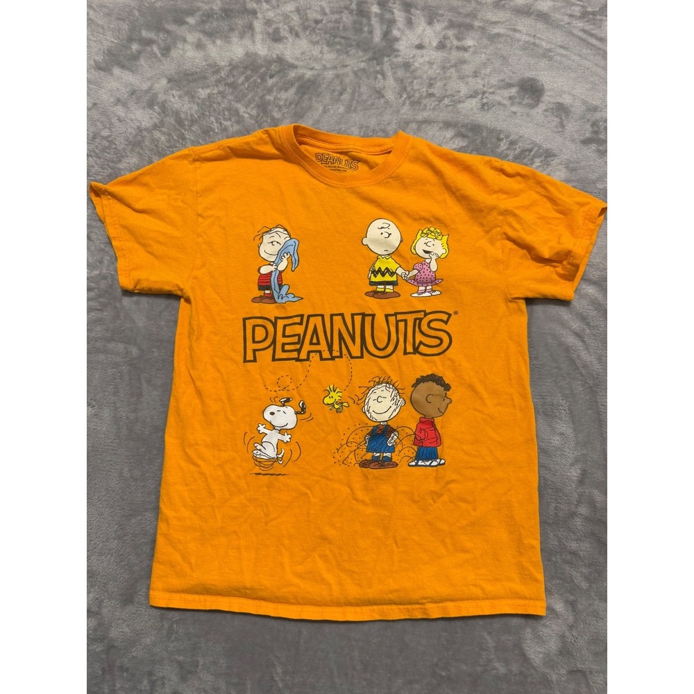 Peanuts T-Shirt Mens Medium Orange Charlie Brown Snoopy Graphic Tee